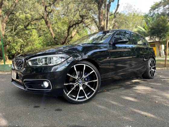 BMW 120i 2.0 16V SPORT ACTIVEFLEX 4P AUTOMÁTICO BMW 120i 2.0 16V SPORT ACTIVEFLEX 4P AUTOMÁTICO